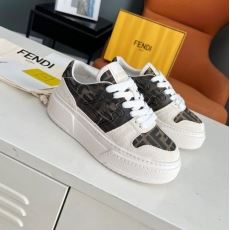 Fendi Low Shoes